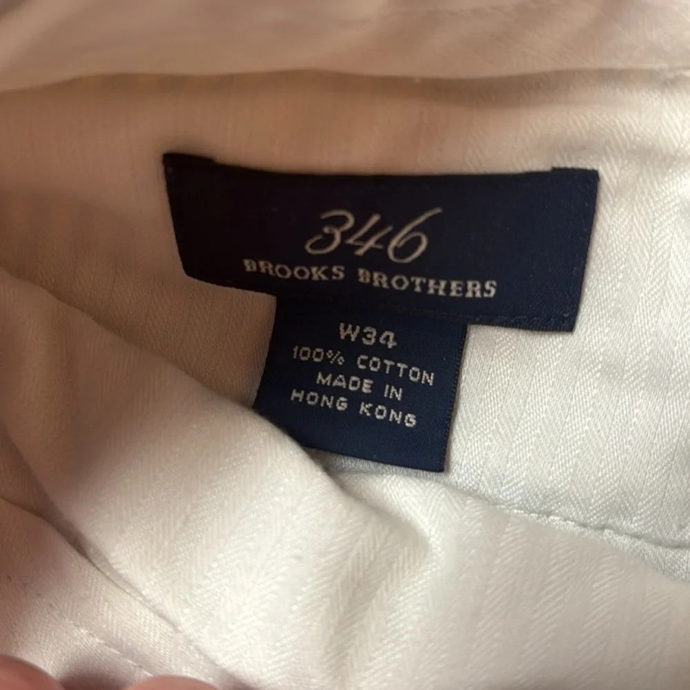 Brooks Brothers 346 Blue and White Seersucker Pleated Shorts, size 34